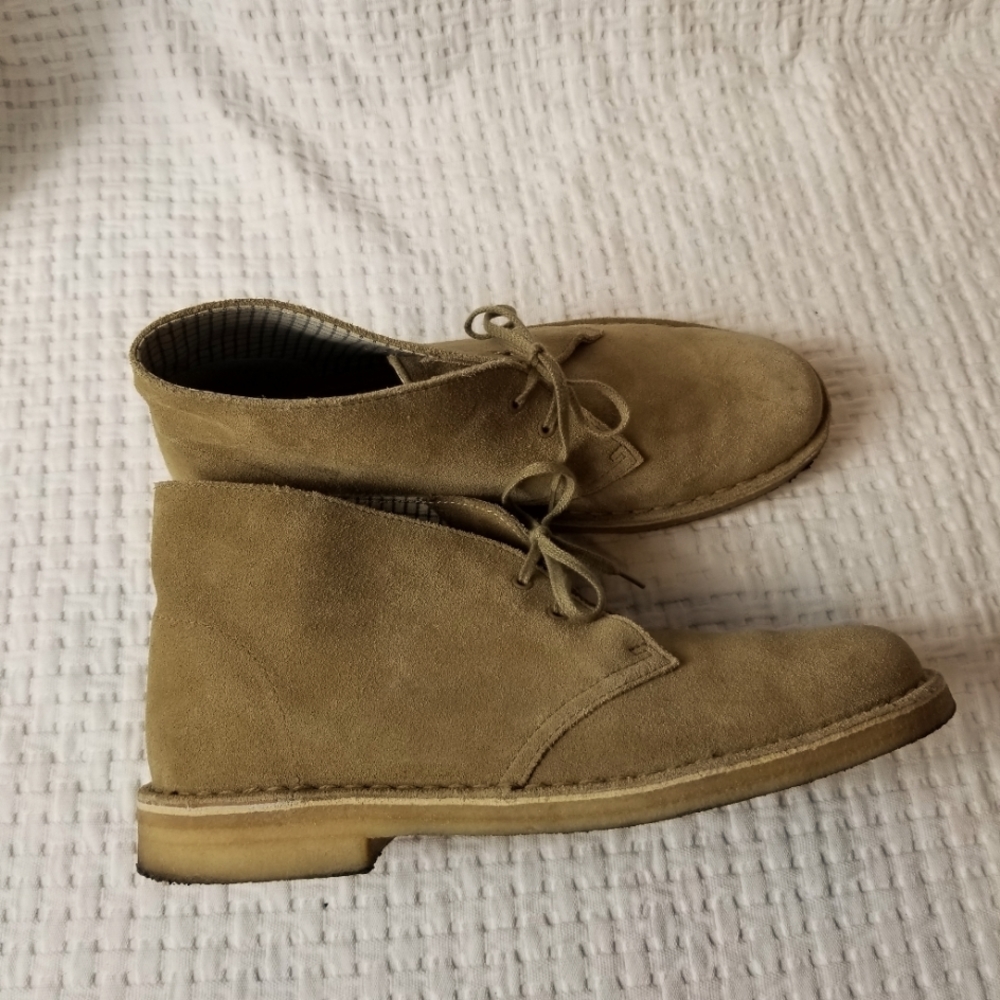 Clarks Originals Desert Chukka Boots Suede